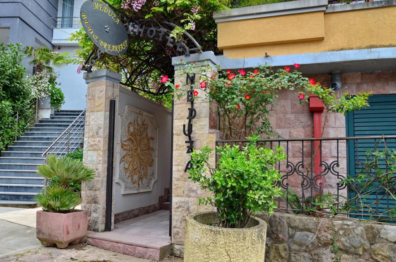 Hotel Meduza Bečići Esterno foto