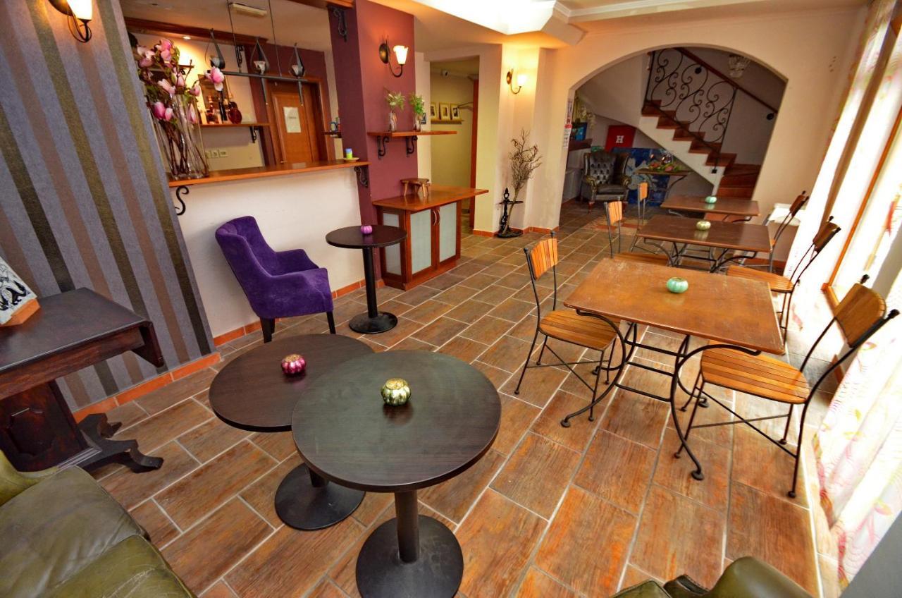 Hotel Meduza Bečići Esterno foto