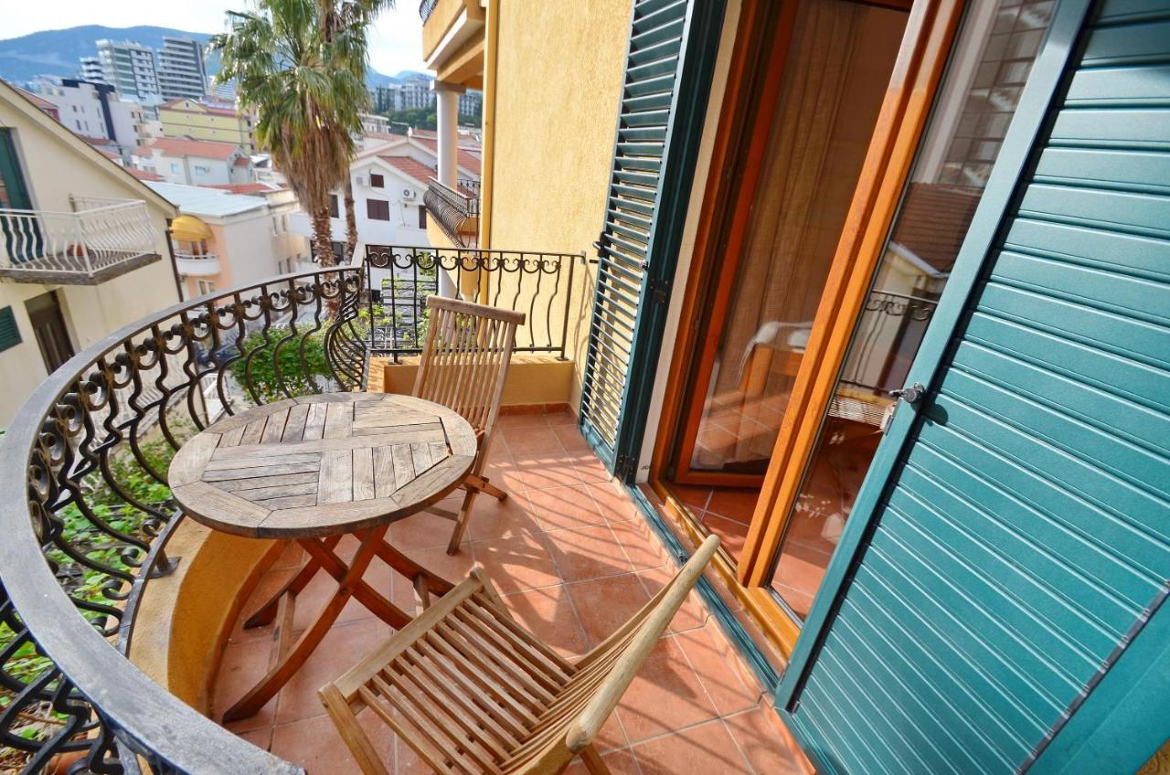 Hotel Meduza Bečići Esterno foto