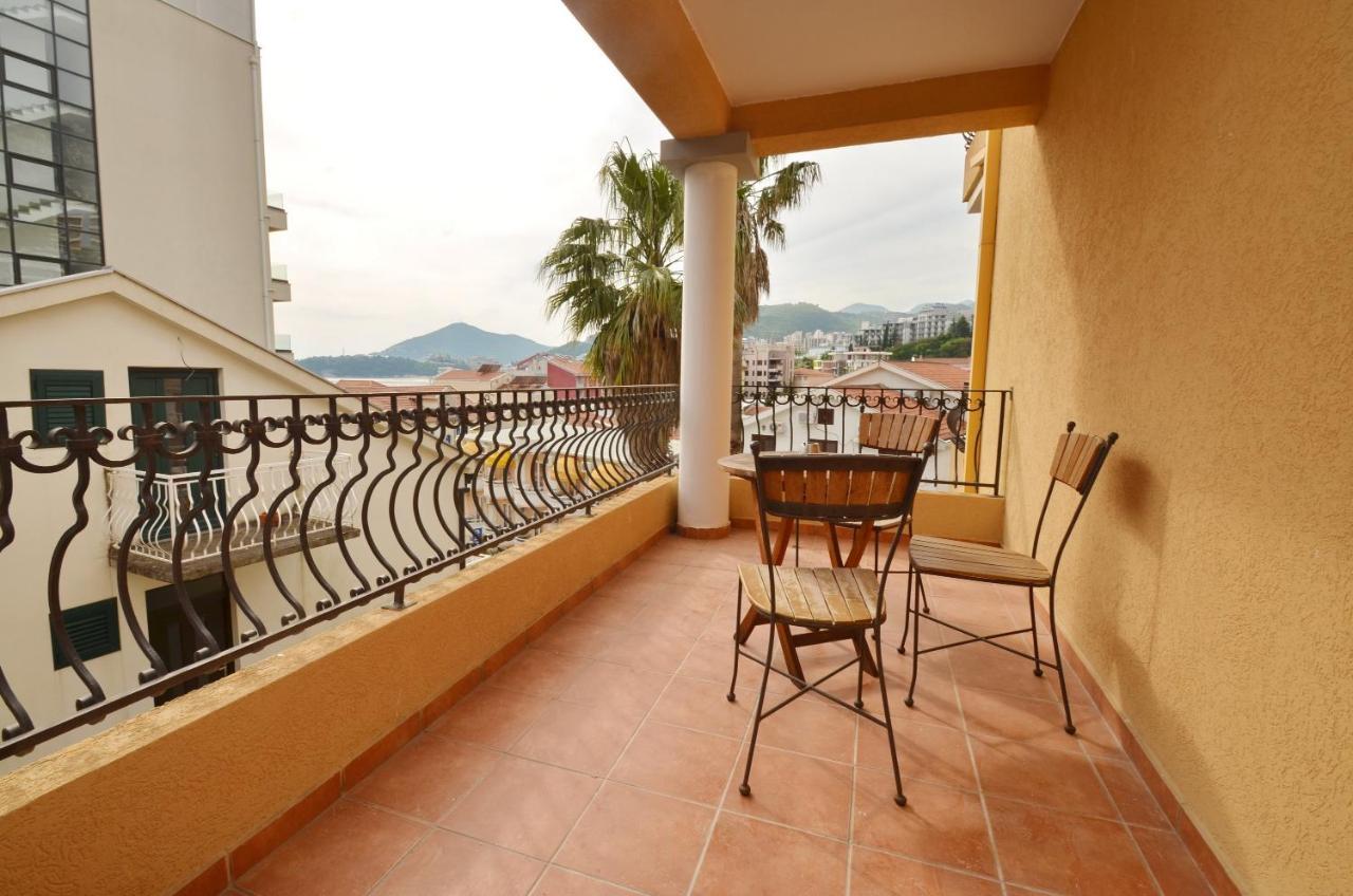 Hotel Meduza Bečići Esterno foto