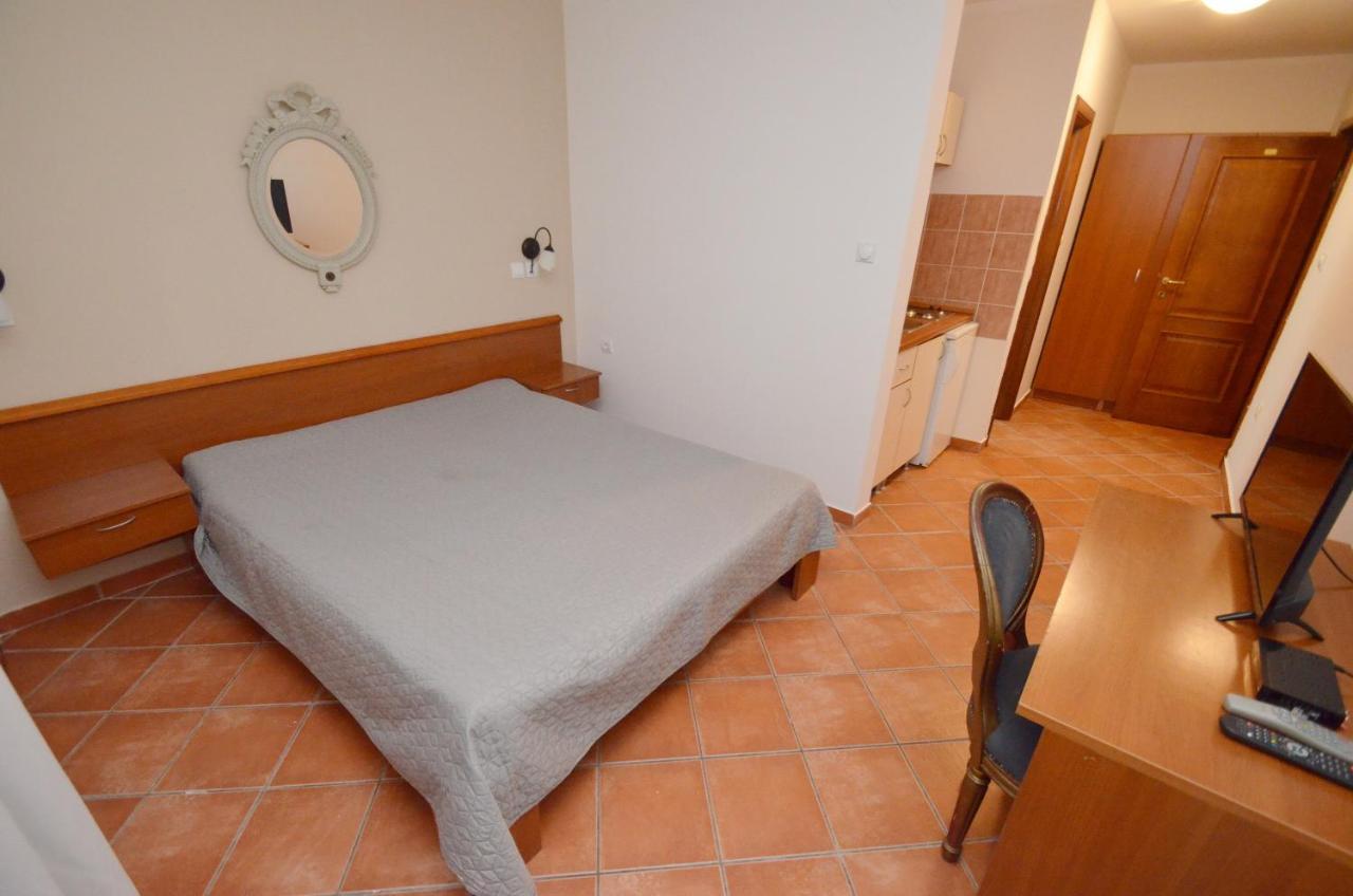 Hotel Meduza Bečići Esterno foto