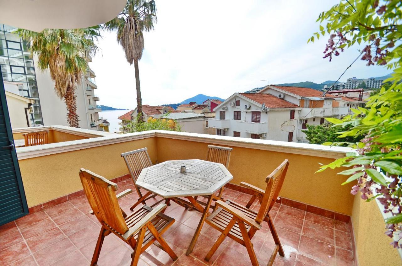 Hotel Meduza Bečići Esterno foto